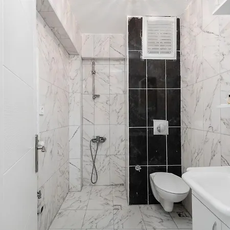 Apartman Axis Evleri Goeruekle *