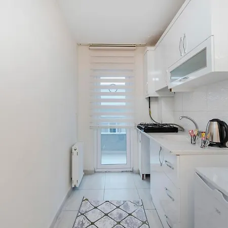 Axis Evleri Goeruekle Apartman *